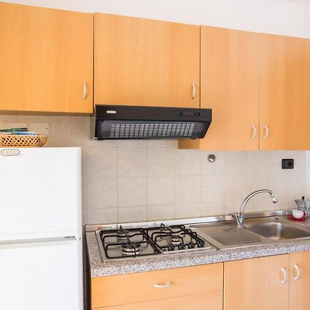One Love Apartments Lupetto Bagian luar foto