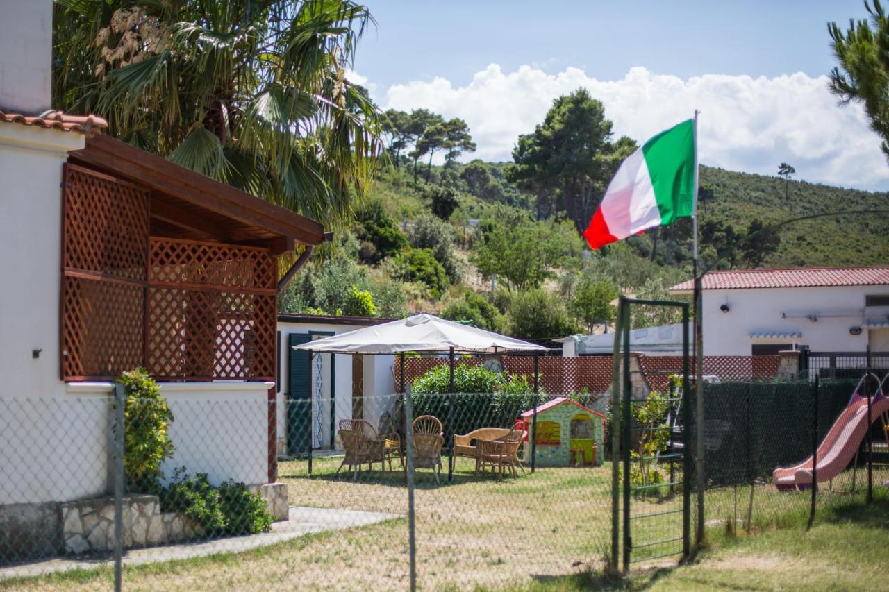 One Love Apartments Lupetto Bagian luar foto