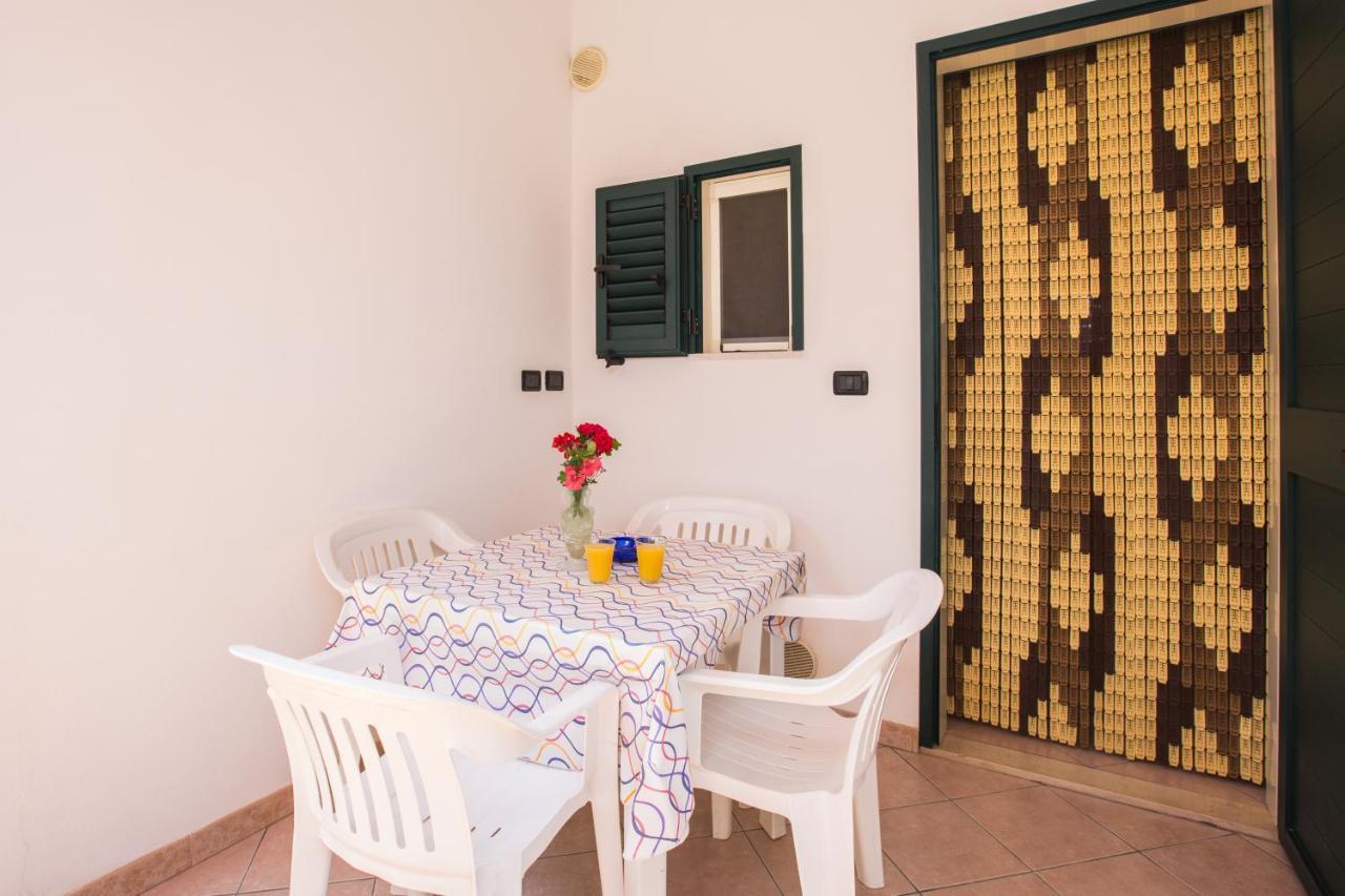 One Love Apartments Lupetto Bagian luar foto